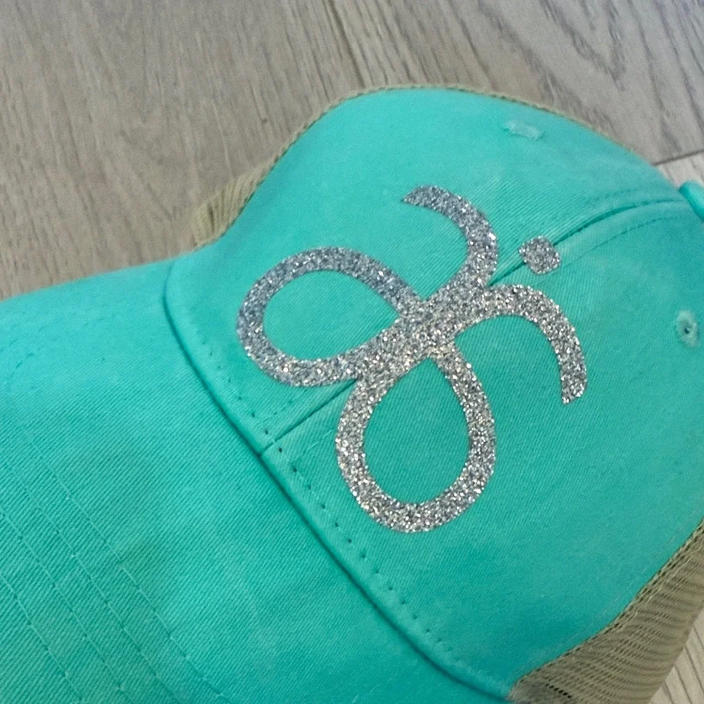 Arbonne Turquoise and Silver Mesh hat - Picture 2 of 6